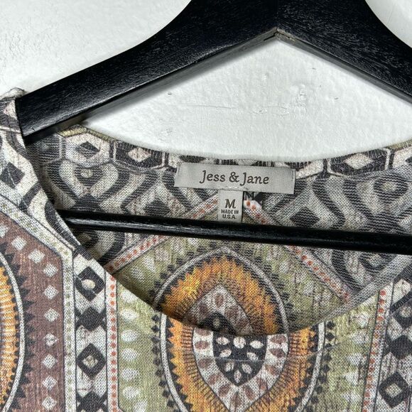 Jess & Jane Aztec Print Asymmetrical Hem Linen Blend 3/4 Sleeve Top Size Medium - Picture 4 of 7